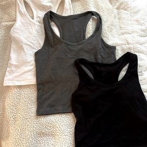 CROPPED TANK TOPS + CROPPED TEE